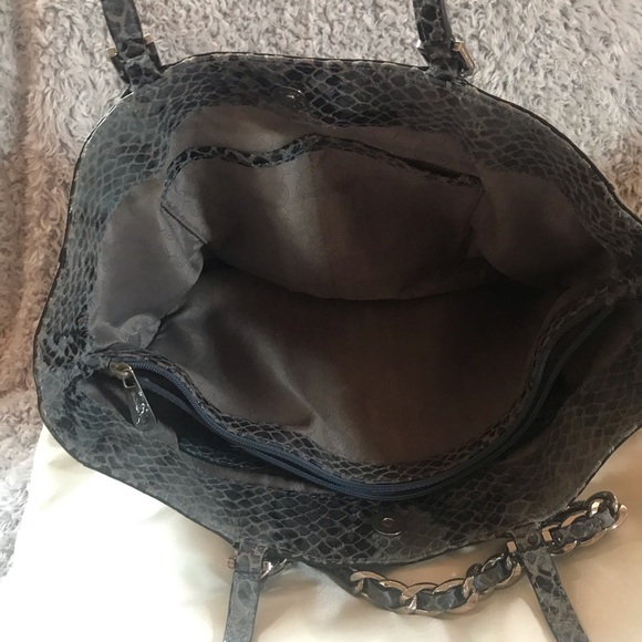 Michael Kors Large Harper Denim Python Blue Tote - Picture 3 of 6